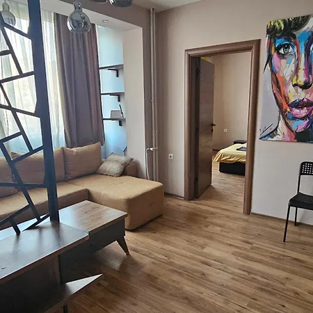 Elisa 20a Center-skopje *